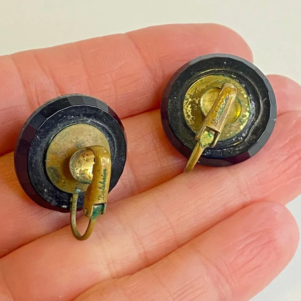 Dalsheim Vintage Black‎ Faceted Lucite Domed Clip On Earrings Brass Tone 0.8